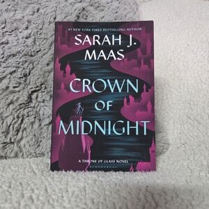 Crown Of Midnight By Sarah J. Maas - Paperback